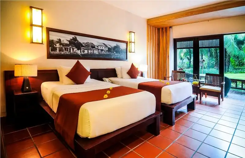 wanderlust_tips_palm_garden_3