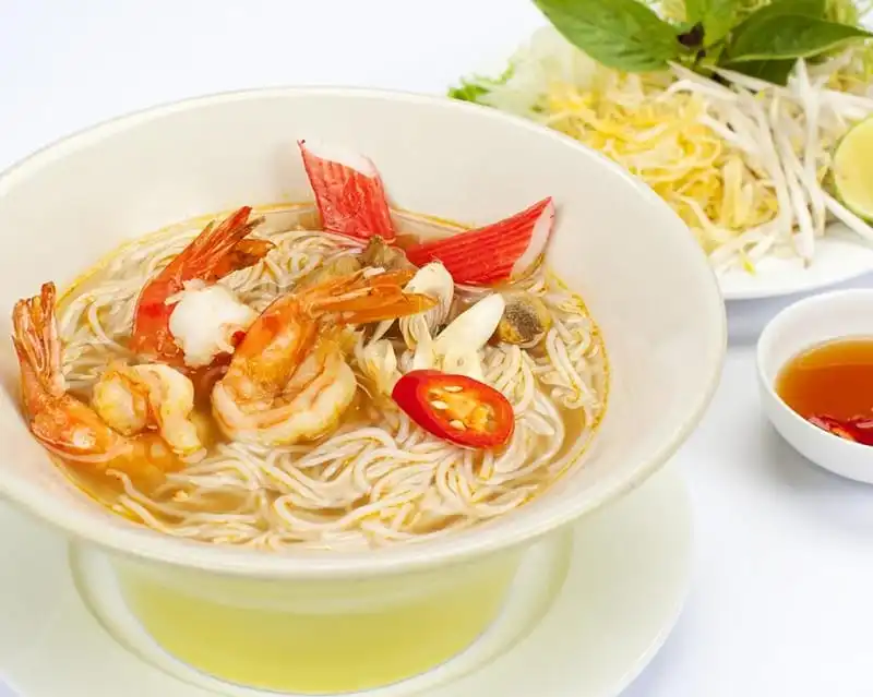 wanderlust_tips_quy_nhon_diem_den_thang_7_6