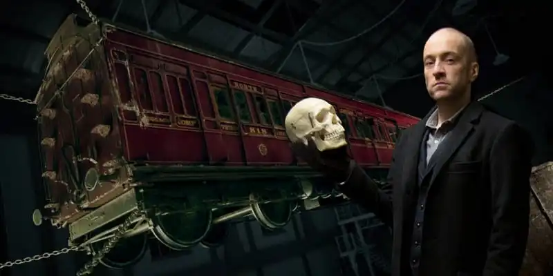 wanderlust_trai-nghiem-chuyen-tau-ma-quai-dang-so-trong-cong-vien-Thorpe 5