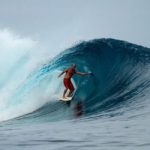 Đánh thuế người nước ngoài lướt sóng ở Indonesia
