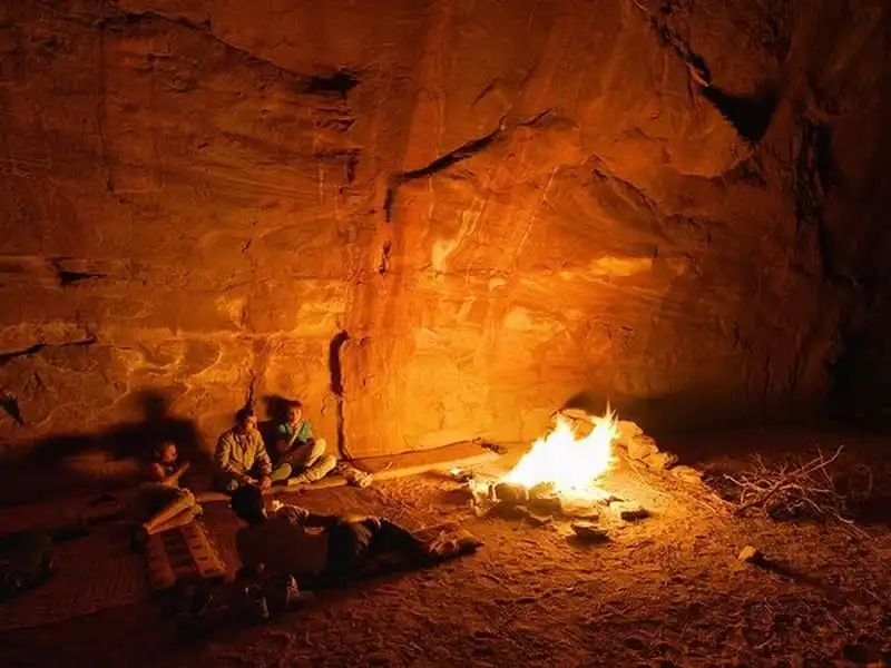 wanderlust-tips-10-ly-do-ma-ban-nen-toi-jordan-it-nhat-mot-lan-trong-doi--7