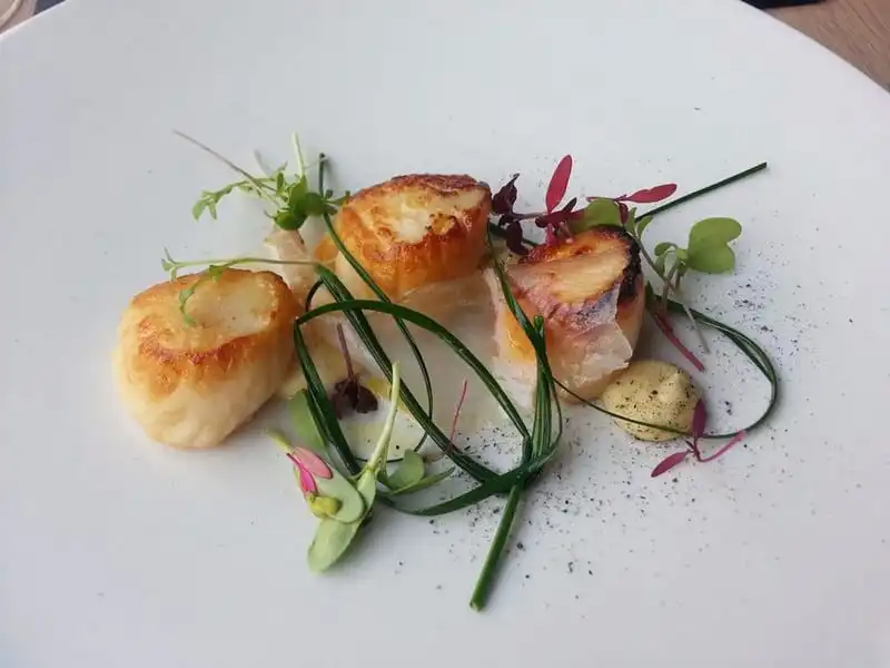 wanderlust-tips-10-thanh-pho-chau-au-dang-mo-uoc-nhat-danh-cho-cac-tin-do-am-thuc-6