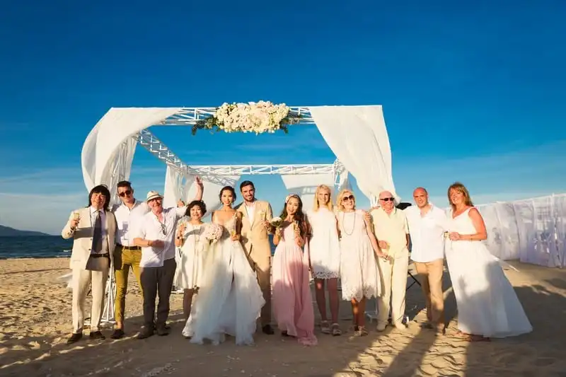 wanderlust-tips-dam-cuoi-ngot-ngao-cua-sieu-mau-ha-anh-tai-resort-sang-trong-o-da-nangi-3