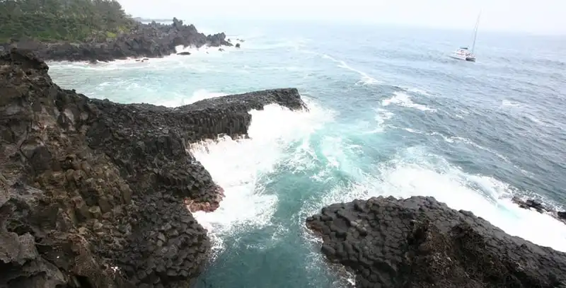 Vẻ đẹp kì diệu của đá núi lửa trên đảo Jeju 7 wanderlust-tips-den-dao-jeju-mua-nui-lua-3