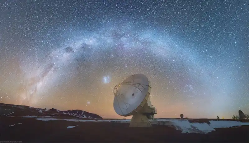 Diệu kỳ dải Ngân hà phản chiếu trên cánh đồng muối lớn nhất thế giới 10 wanderlust-tips-dieu-ky-dai-ngan-ha-phan-chieu-tren-canh-dong-muoi-lon-nhat-the-gioi-5