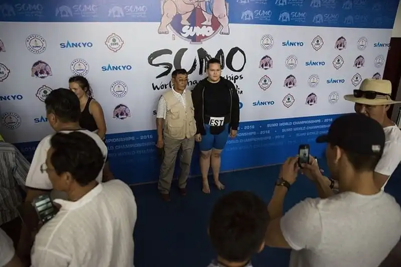 wanderlust-tips-doc-dao-giai-vo-dich-sumo-the-gioi-o-mong-co-18