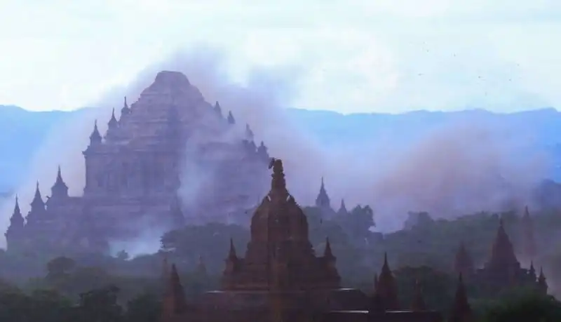 wanderlust-tips-dong-dat-6,8-do-richter-o-myanmar-gan-200-ngoi-chua-co-bi-thiet-haii-2