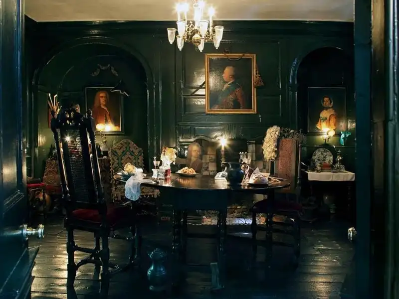 wanderlust-tips-kham-pha-ve-dep-co-kinh-cua-thanh-pho-london-anh5