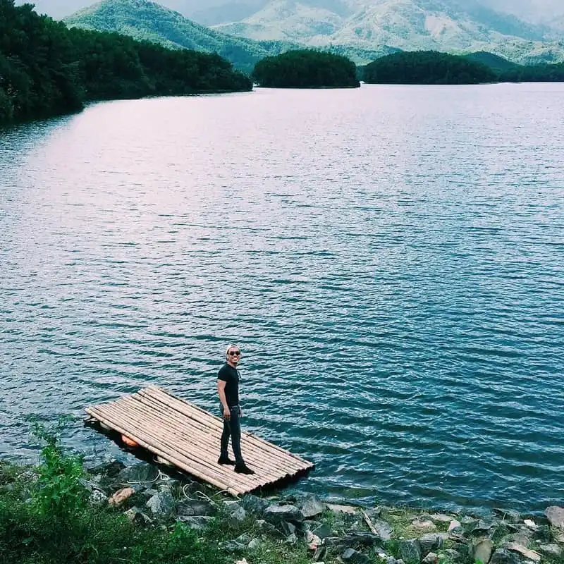 Lạc lối trên thảo nguyên đẹp như mơ ở Đà Nẵng 14 wanderlust-tips-lac-loi-tren-thao-nguyen-dep-nhu-mo-o-da-nang-10