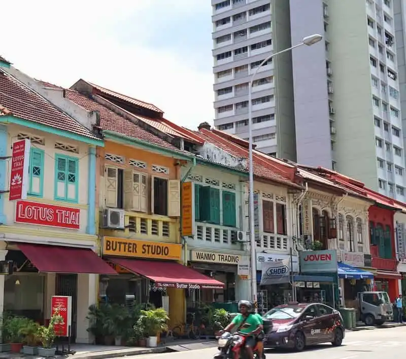 wanderlust-tips-mot-ngay-kham-pha-khu-tieu-day-mau-sac-o-singapore-4