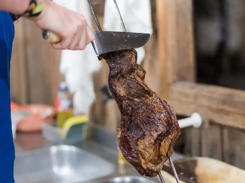 wanderlust-tips-toi-brazil-du-olympic-dung-quen-thuong-thuc-mon-churrasco-tru-danh-1