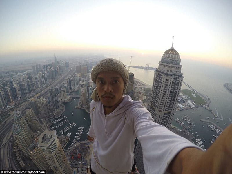 wanderlust tips Chong mat anh selfie tren nhung toa nha cao tang 1