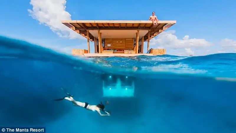wanderlust_tips_Nhung-phong-nghi-co-view-doc-nhat-the-gioi 1