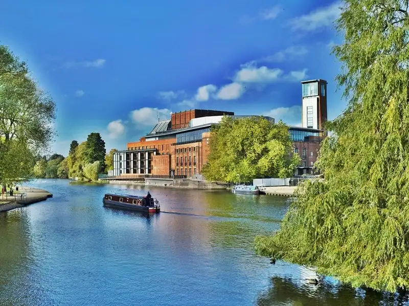 Khám phá nước Anh, về với quê hương bộ tứ huyền thoại The Beatles 10 wanderlust_tips_ve_voi_que_huong_the_beatles_5