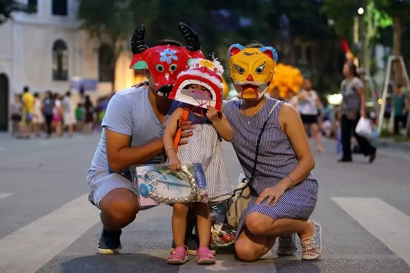 Cac-diem-cho-trung-thu-ha-noi-wnaderlusttips3