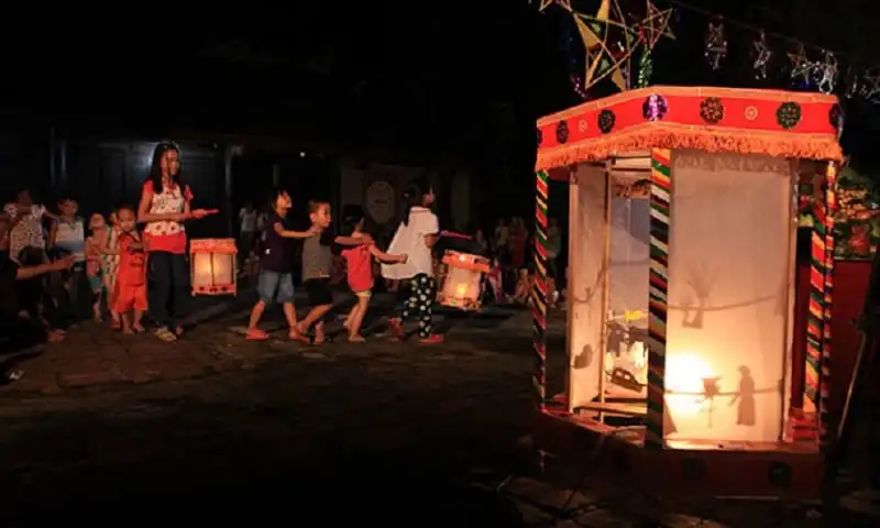 vui-tet-trung-thu-tai-hoang-thanh-thang-long-wanderlusttips