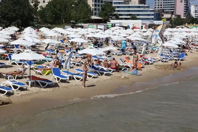 wanderlust-tips-10-diem-du-lich-chau-au-co-chi-phi-re-nhat-1