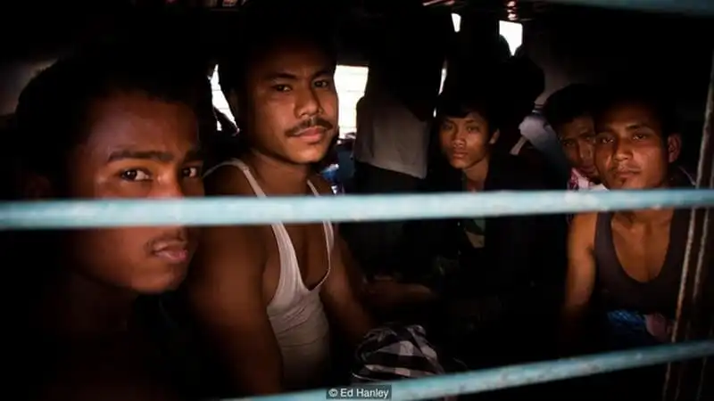 wanderlust-tips-85-tieng-tren-chuyen-tau-dai-nhat-an-do-2