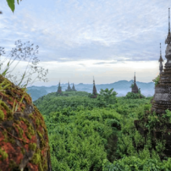 wanderlust tips Mrauk U diem den myanmar 3