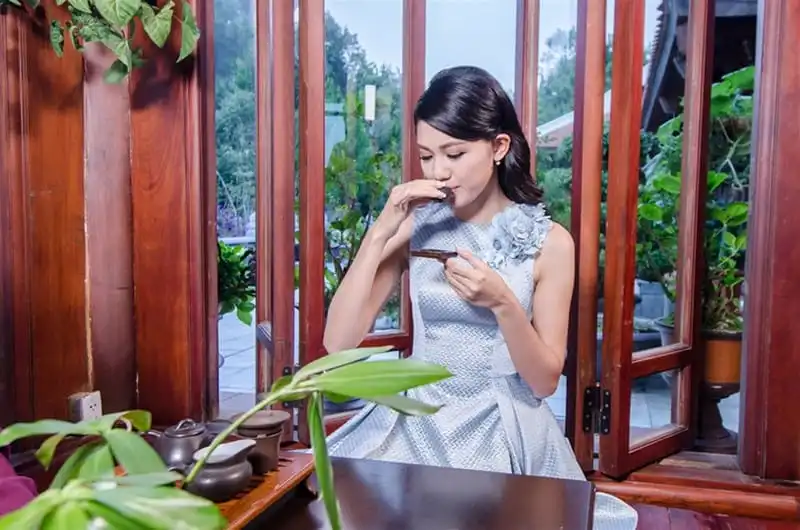 wanderlust-tips-a-hau-thanh-tu-khoe-ve-dep-dai-cac-giua-ba-na-hills-7