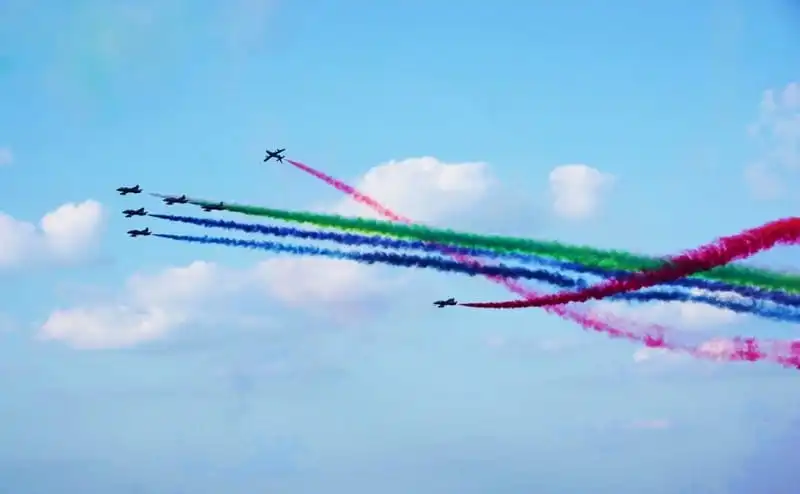 wanderlust-tips-abu-dhabi-con-nhieu-dieu-tuyet-hon-ca-dubai-10