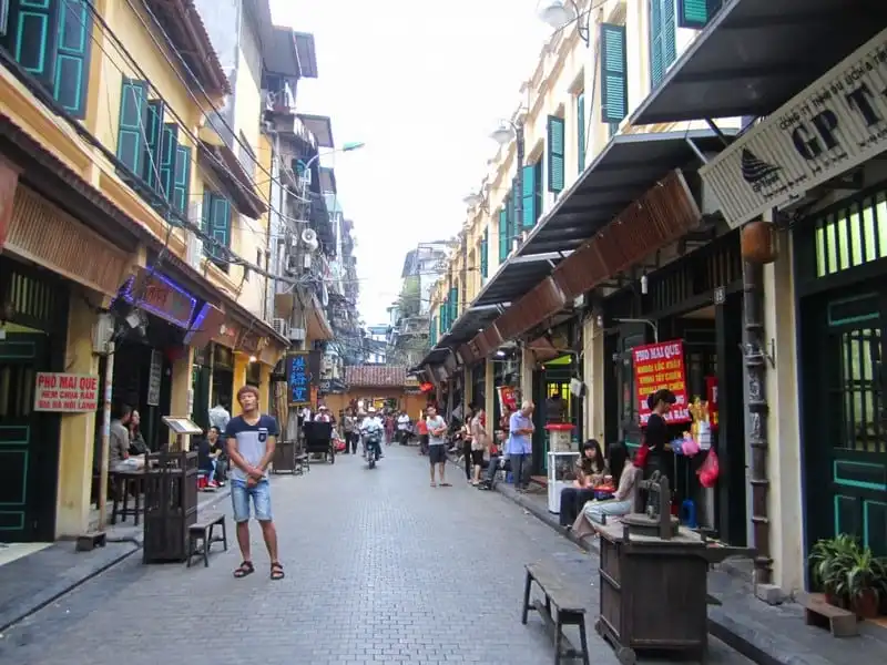 Báo Anh đưa Hà Nội vào danh sách những thành phố kém thân thiện 5 wanderlust-tips-bao-anh-dua-ha-noi-vao-danh-sach-nhung-thanh-pho-kem-than-thien-1
