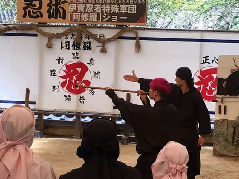 wanderlust-tips-ca-si-thanh-duy-soc-voi-van-hoa-nhat-ban-4