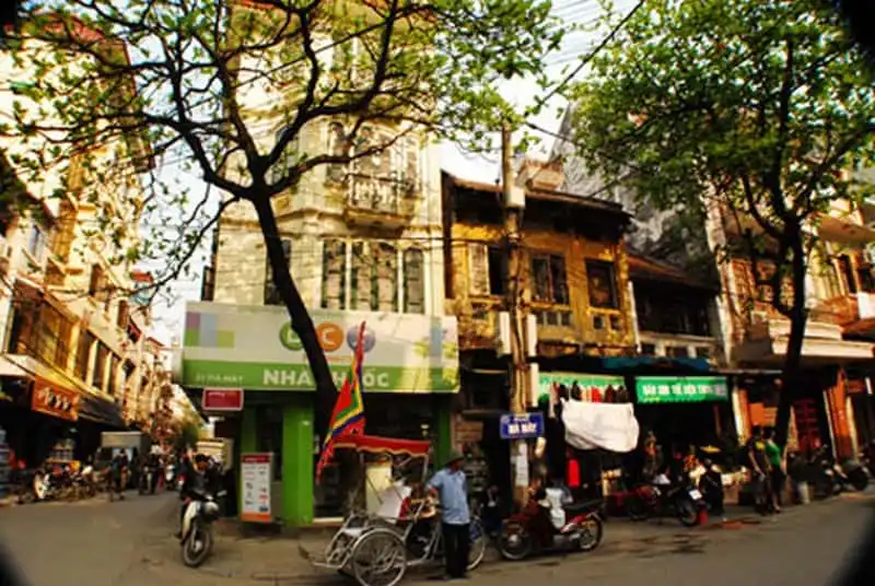Các đời tổng thống Pháp và những chuyến thăm Việt Nam 5 wanderlust-tips-cac-doi-tong-thong-phap-va-nhung-chuyen-tham-viet-nam-1