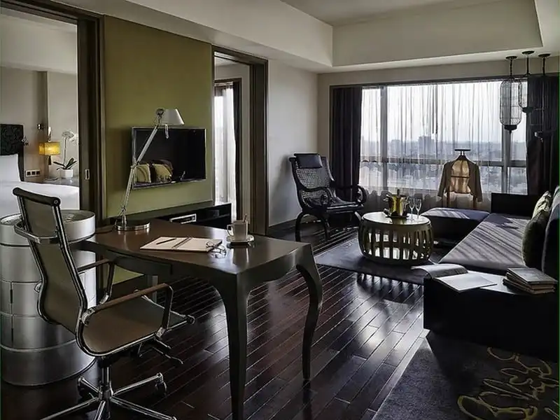 wanderlust-tips-can-canh-khach-san-tong-thong-phap-nghi-tai-tp-hcm-5