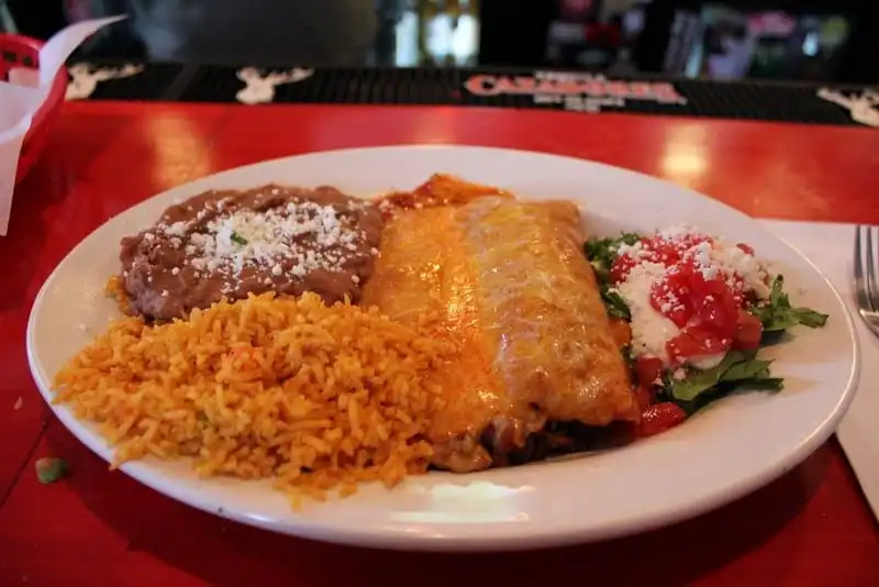 wanderlust-tips-cay-nong-kho-quen-huong-vi-am-thuc-mexicoi-13