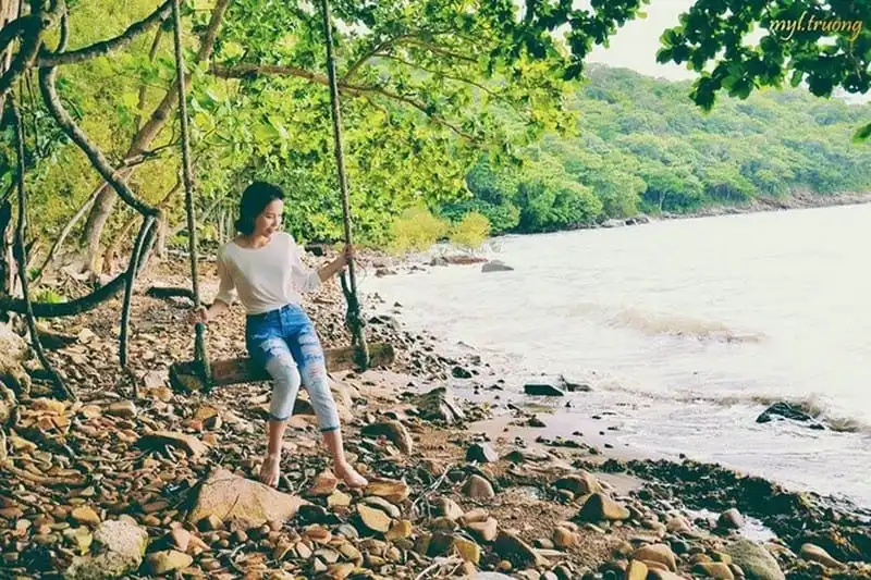 wanderlust-tips-chuyen-kham-pha-con-dao-hoang-so-cua-co-gai-sai-gon-5