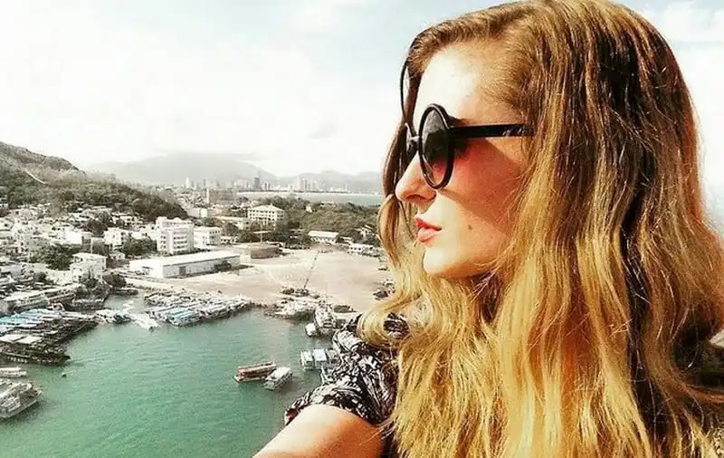 wanderlust-tips-co-gai-26-tuoi-vua-lam-them-vua-di-du-lich-khap-the-gioi-1