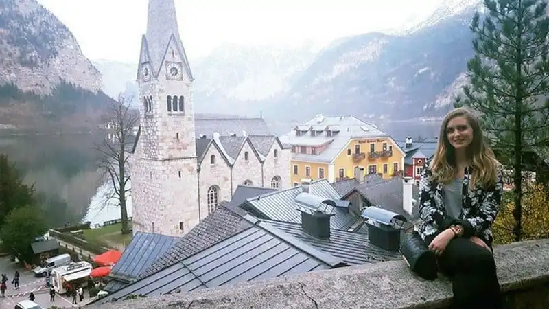 wanderlust-tips-co-gai-26-tuoi-vua-lam-them-vua-di-du-lich-khap-the-gioi-2