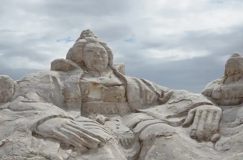 wanderlust-tips-co-mot-ho-muoi-tuyet-dieu-nhu-the-ngay-gan-viet-nam-13