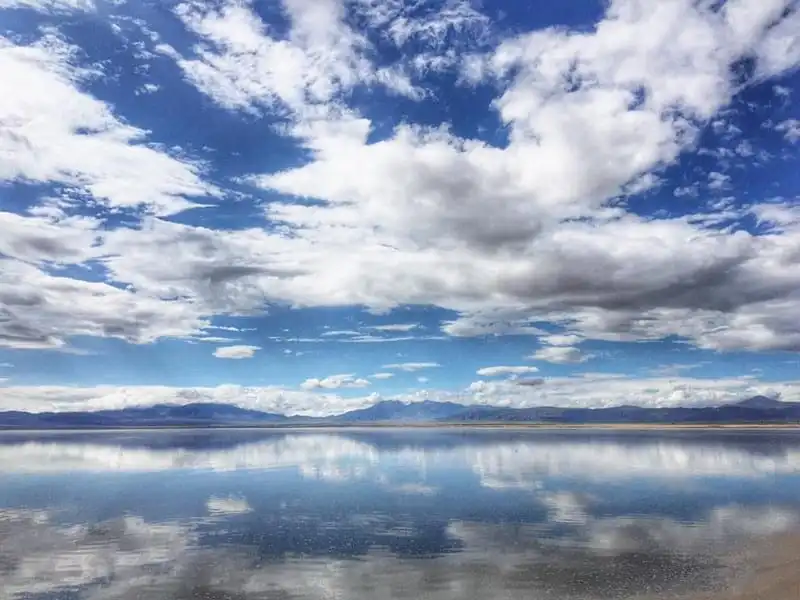 wanderlust-tips-co-mot-ho-muoi-tuyet-dieu-nhu-the-ngay-gan-viet-nam-8