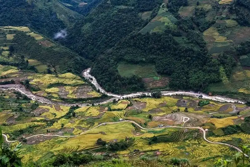 wanderlust-tips-dep-say-long-y-ty-mua-lua-chin-6