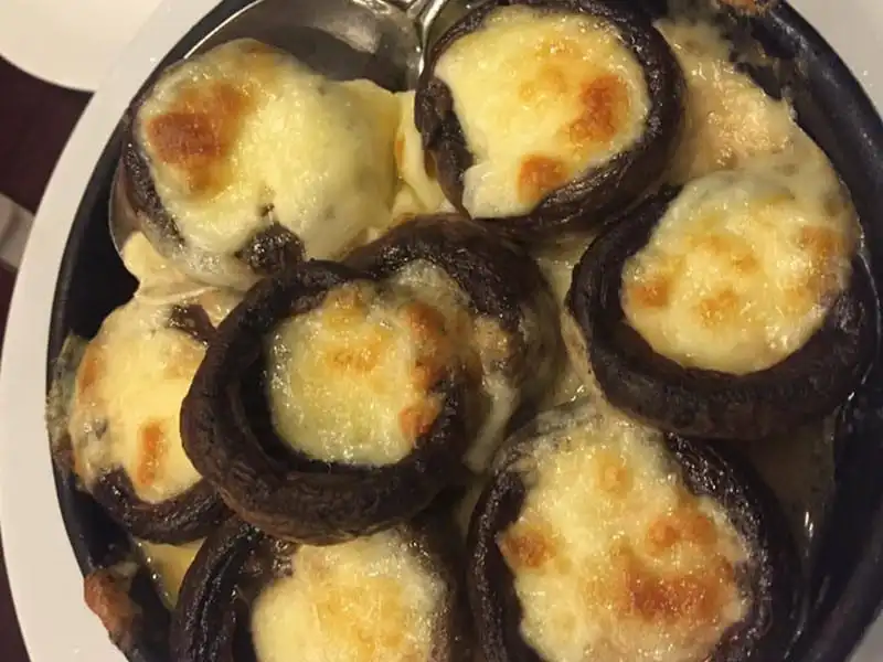 wanderlust-tips-ghe-georgia-thuong-thuc-nhung-mon-an-mai-chang-ngan-10