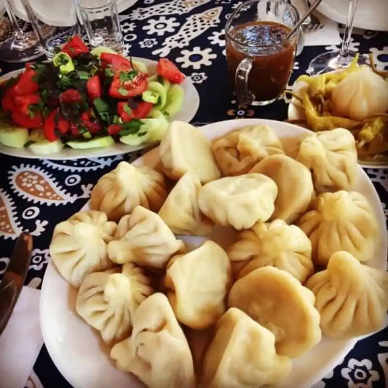 wanderlust-tips-ghe-georgia-thuong-thuc-nhung-mon-an-mai-chang-ngan-2