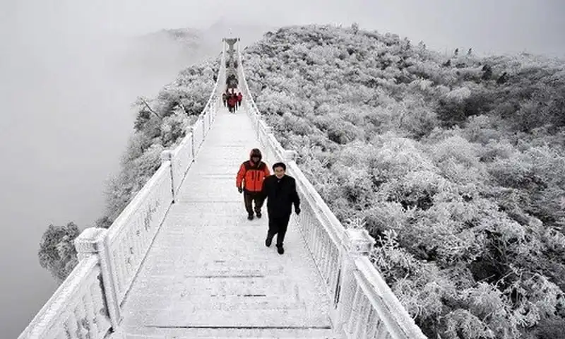 wanderlust-tips-ghe-tham-nhung-cay-cau-an-tuong-nhat-trung-quoc-11