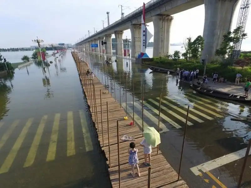 wanderlust-tips-ghe-tham-nhung-cay-cau-an-tuong-nhat-trung-quoc-7