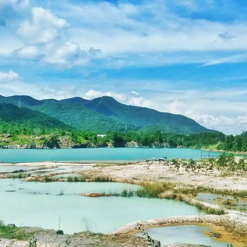 Hồ Đá Xanh - điểm check in mới đẹp như mơ ở Vũng Tàu 25 wanderlust-tips-ho-da-xanh-diem-check-in-moi-dep-nhu-mo-o-vung-tau21