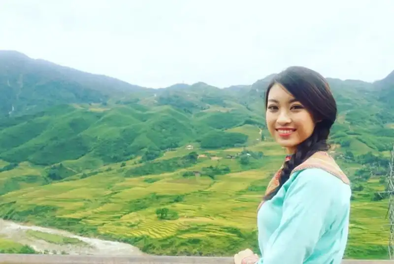 wanderlust-tips-hoa-hau-my-linh-lan-dau-len-toi-dinh-fansipan-4