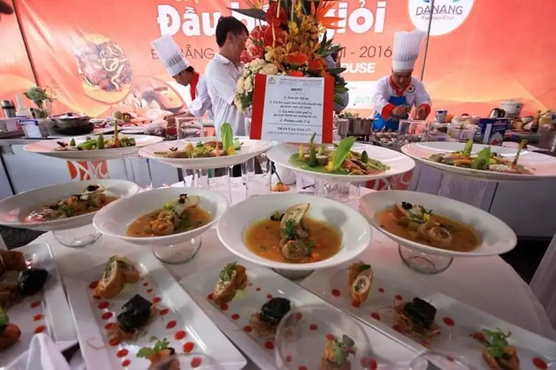 wanderlust-tips-hoi-thi-dau-bep-gioi-quang-ba-net-dep-am-thuc-o-da-nang-2