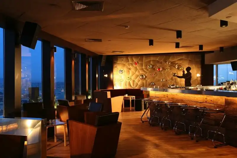 wanderlust-tips-kham-pha-23-nha-hang-co-view-dep-nhat-the-gioi-22