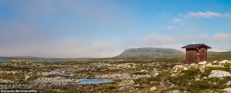 wanderlust-tips-muon-kieu-toilet-doc-dao-khap-the-gioi-7