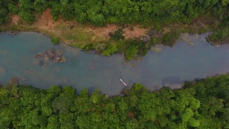 wanderlust-tips-ngoai-son-doong-quang-binh-con-co-hang-tu-lan-tuyet-dep-chang-kem-4