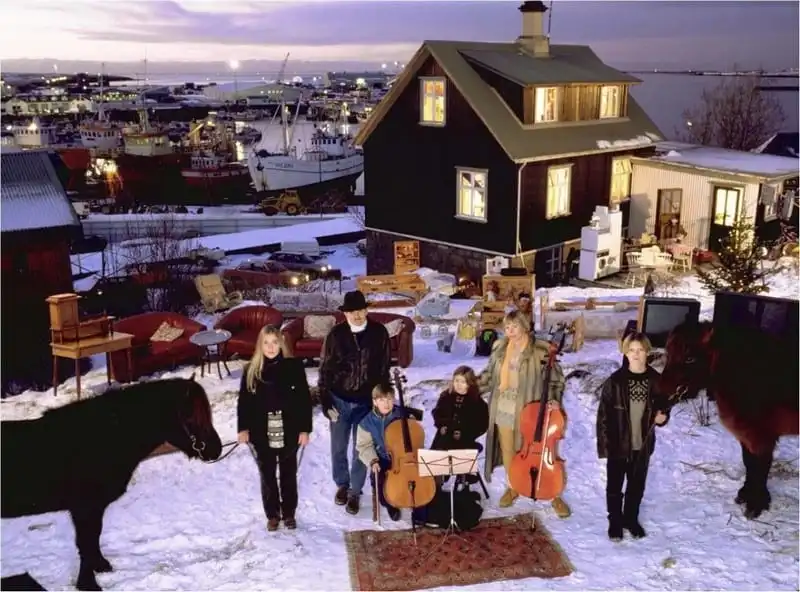 wanderlust-tips-nguoi-dan-cac-nuoc-song-nhu-the-nao-20-nam-ve-truoc-4