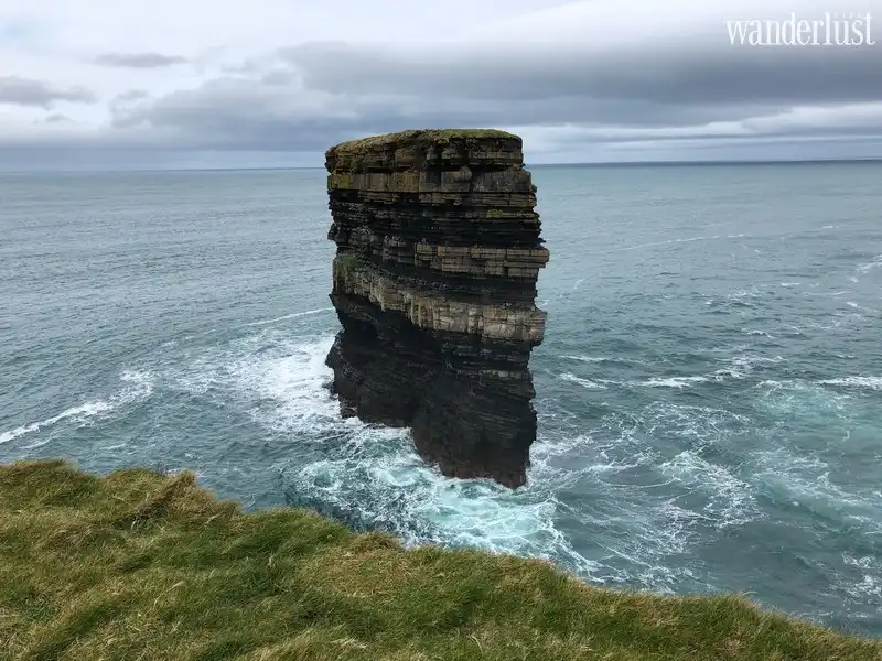 Tạp chí Du lịch Wanderlust Tips | Người thứ 2 chinh phục thành công "pháo đài gãy" ở Ireland