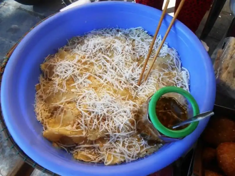 Nhớ thương những món quà vặt phố Hội 8 wanderlust-tips-nho-thuong-nhung-mon-qua-vat-pho-hoi-3