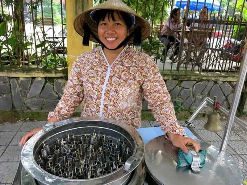 Nhớ thương những món quà vặt phố Hội 13 wanderlust-tips-nho-thuong-nhung-mon-qua-vat-pho-hoi-9